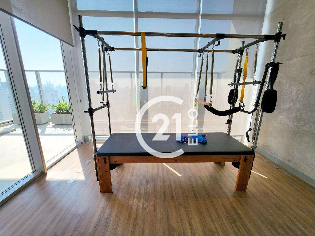 Apartamento à venda com 3 quartos, 197m² - Foto 33