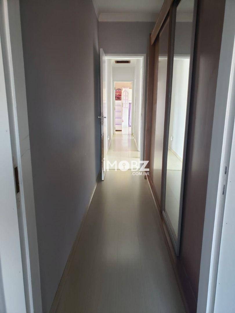 Casa à venda com 4 quartos, 229m² - Foto 23