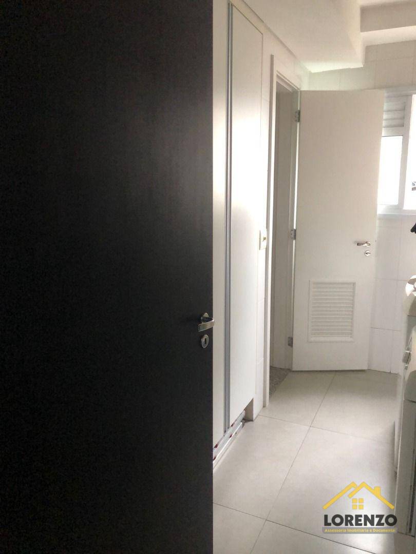 Apartamento à venda com 3 quartos, 177m² - Foto 19