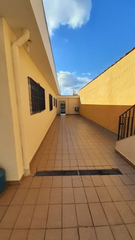 Casa à venda com 3 quartos, 179m² - Foto 11