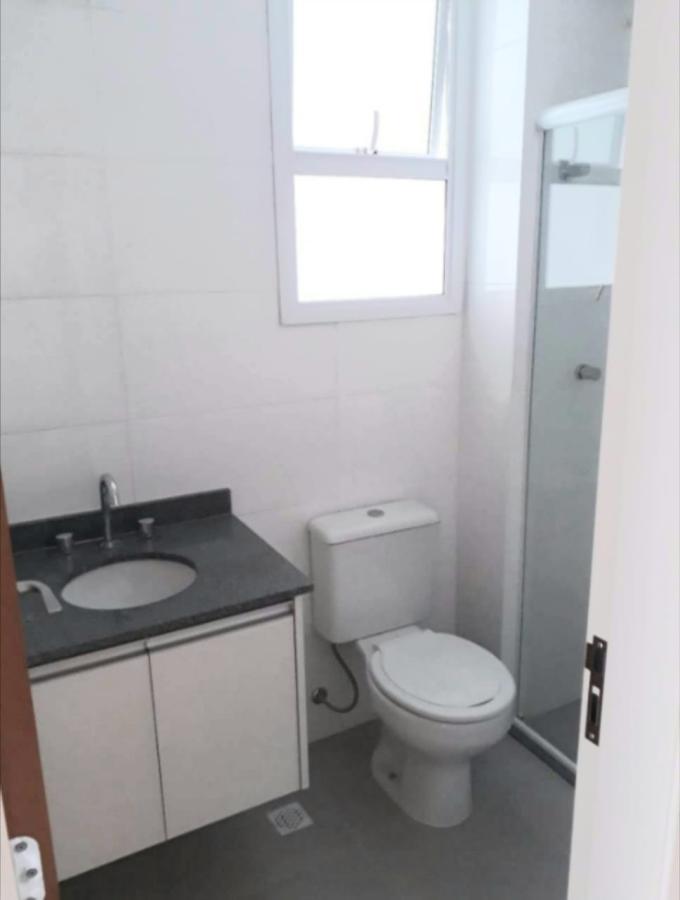 Apartamento para alugar com 2 quartos, 80m² - Foto 10