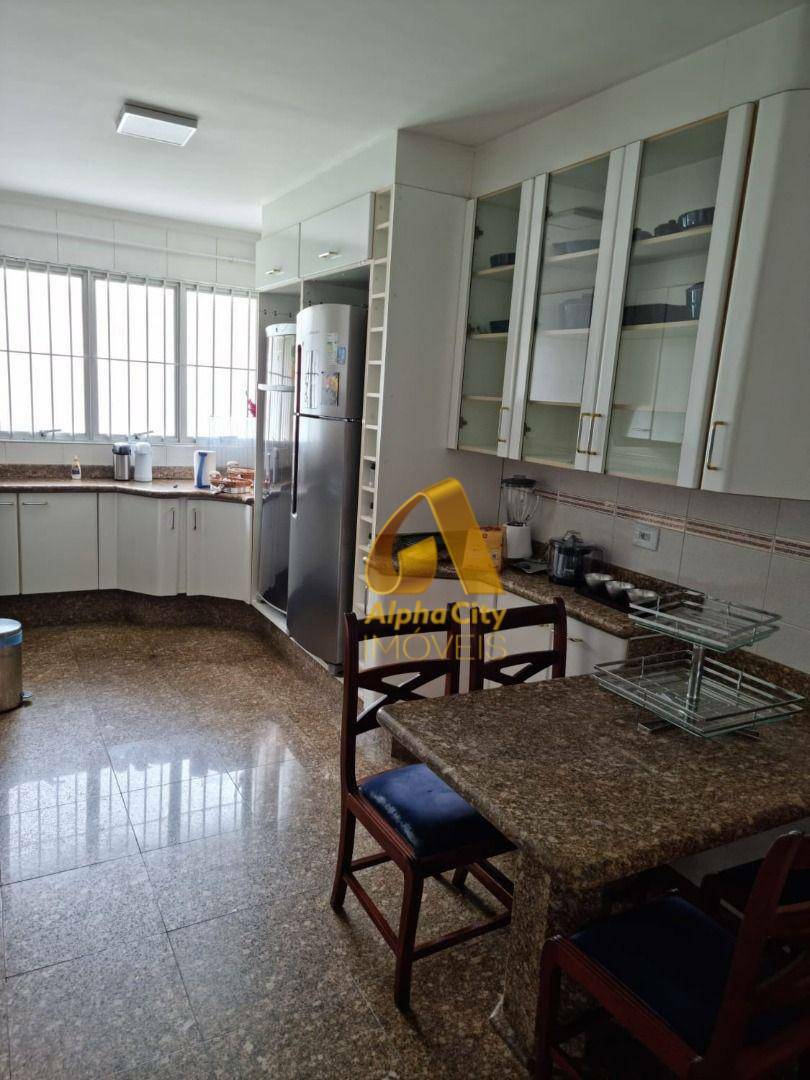 Casa de Condomínio à venda e aluguel com 5 quartos, 700m² - Foto 19