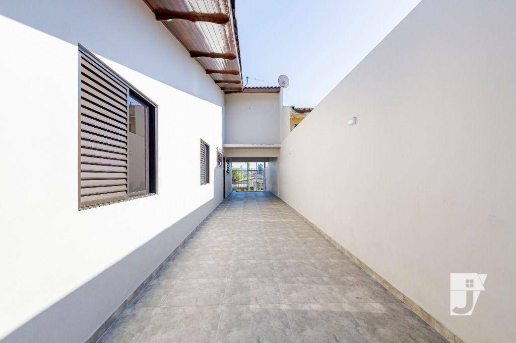 Casa à venda com 5 quartos, 180m² - Foto 8