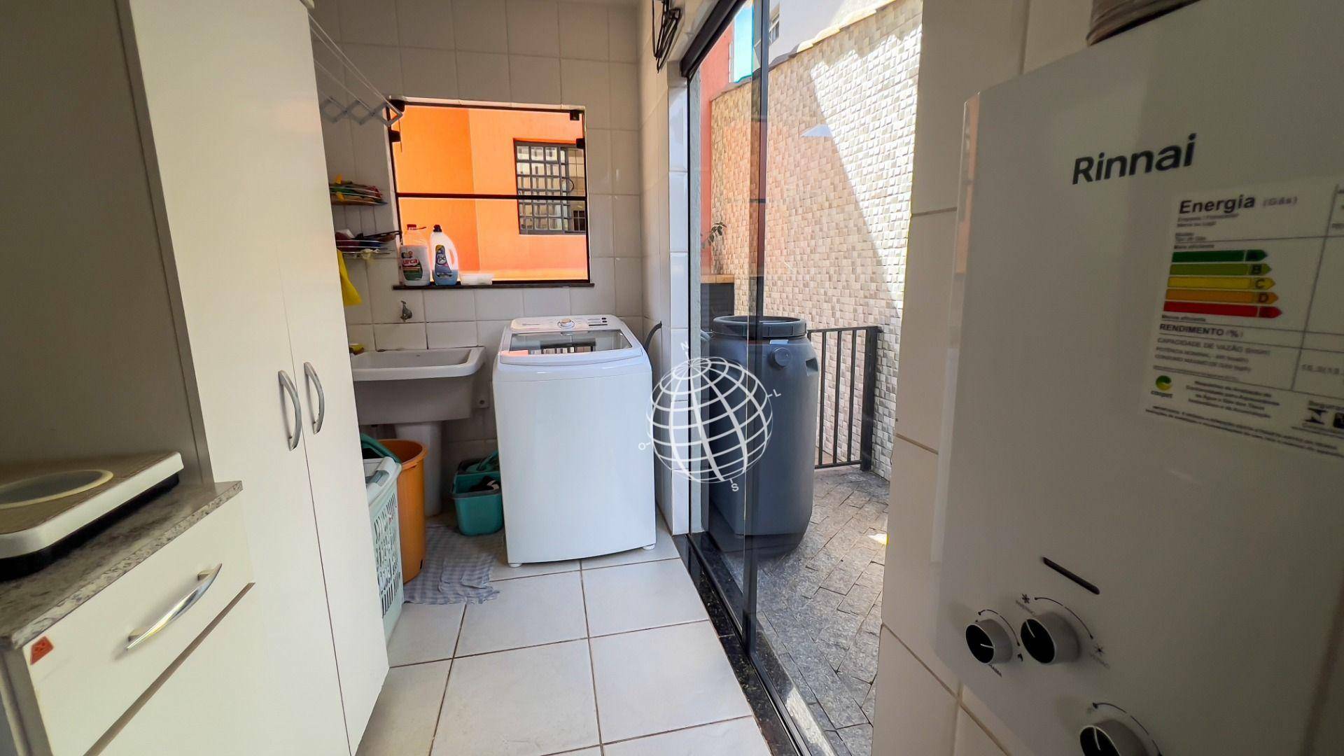 Casa à venda com 3 quartos, 246m² - Foto 55