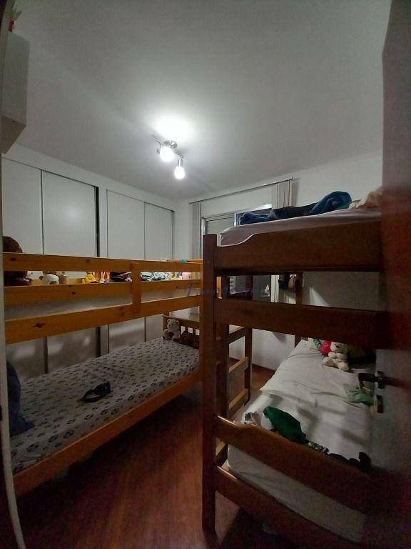 Apartamento à venda com 3 quartos, 95m² - Foto 8