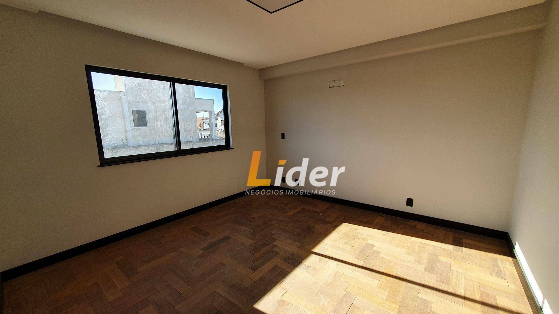 Casa de Condomínio à venda com 4 quartos, 498m² - Foto 24