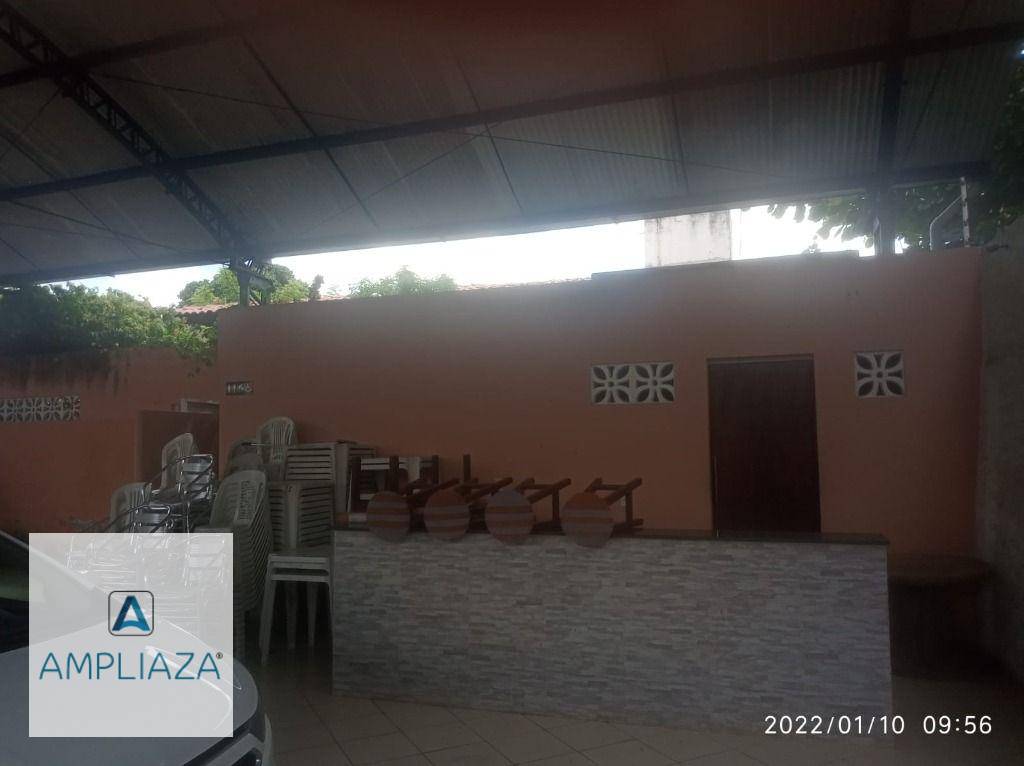 Casa à venda com 4 quartos, 240m² - Foto 14