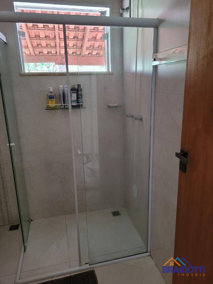 Chácara à venda com 3 quartos, 200m² - Foto 15