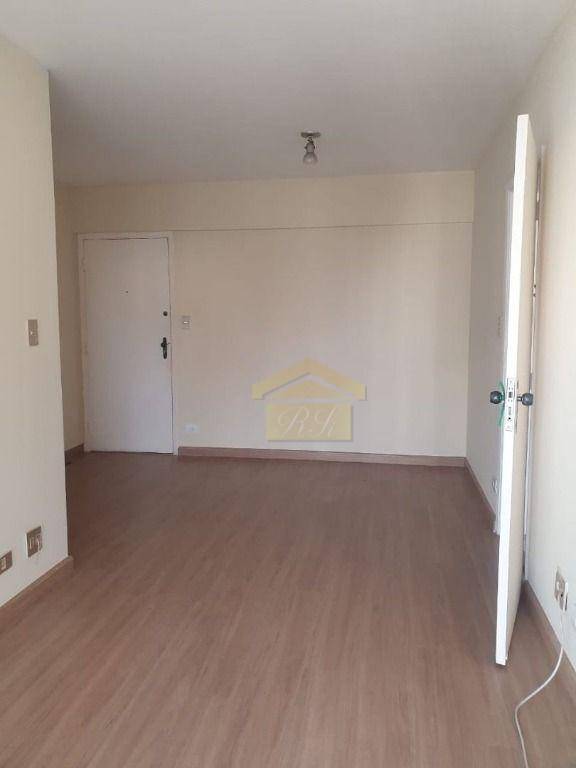 Apartamento à venda com 1 quarto, 50m² - Foto 3