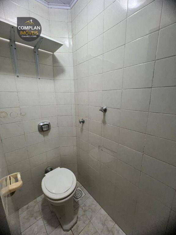 Apartamento à venda com 2 quartos, 75m² - Foto 17