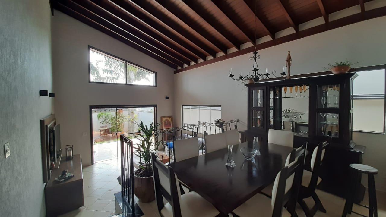 Casa de Condomínio à venda com 3 quartos, 340m² - Foto 12