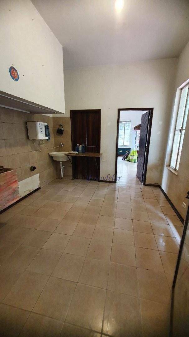 Casa à venda com 3 quartos, 254m² - Foto 12