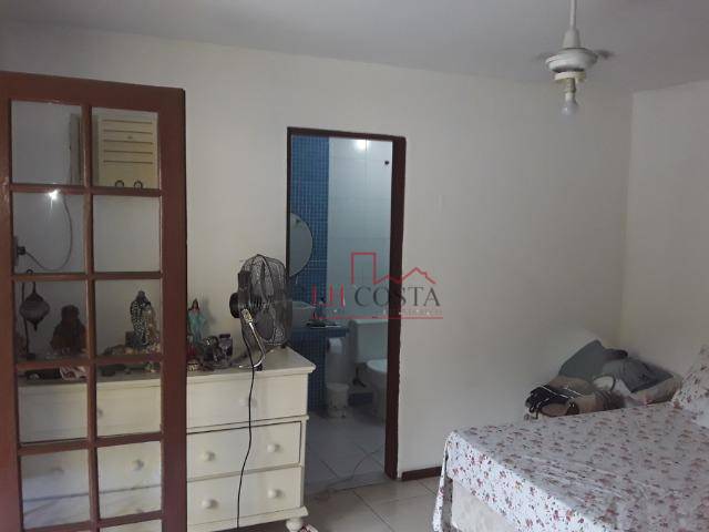 Casa à venda com 3 quartos, 220m² - Foto 12