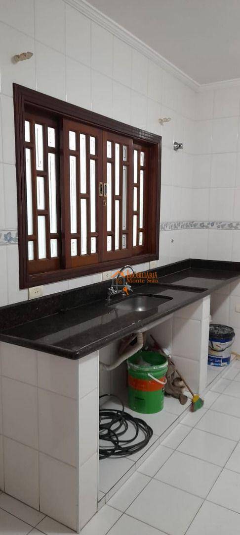 Sobrado à venda com 3 quartos, 183m² - Foto 2