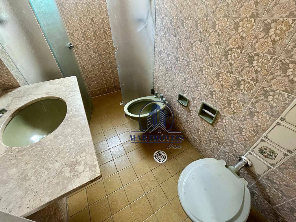 Apartamento à venda com 3 quartos, 140m² - Foto 9