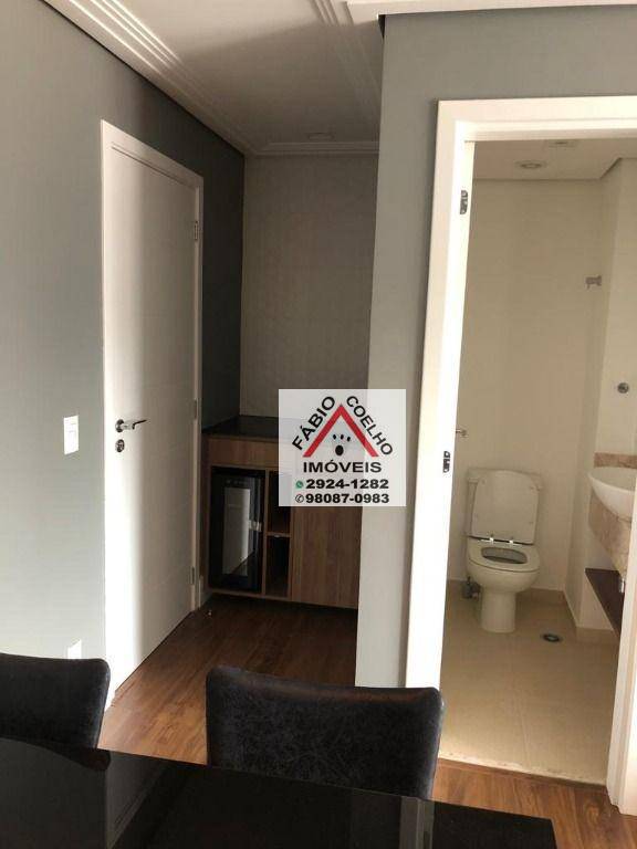 Apartamento à venda com 1 quarto, 50m² - Foto 2