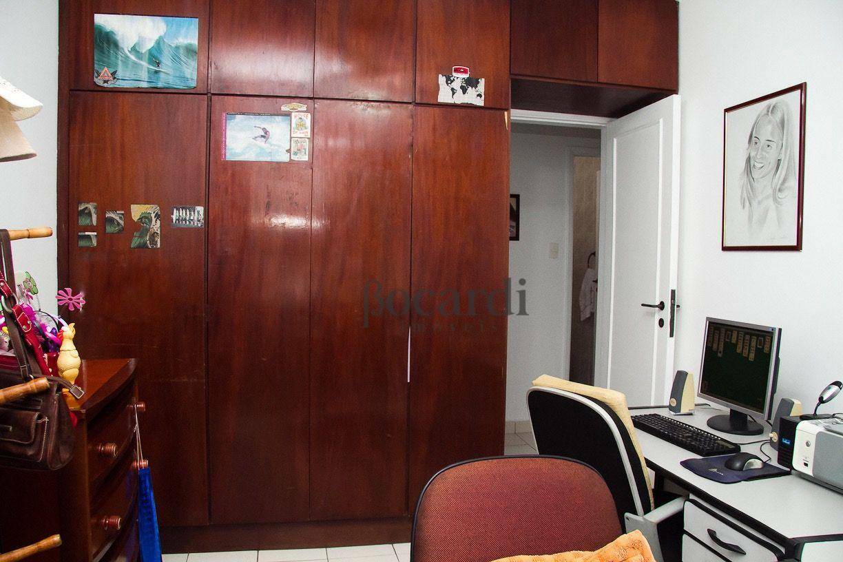 Apartamento à venda com 3 quartos, 132m² - Foto 15