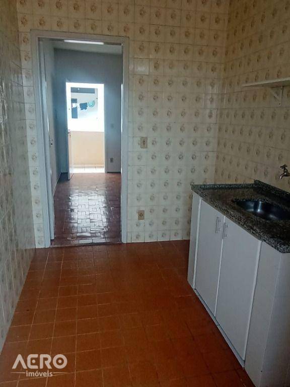 Apartamento à venda com 1 quarto, 40m² - Foto 6