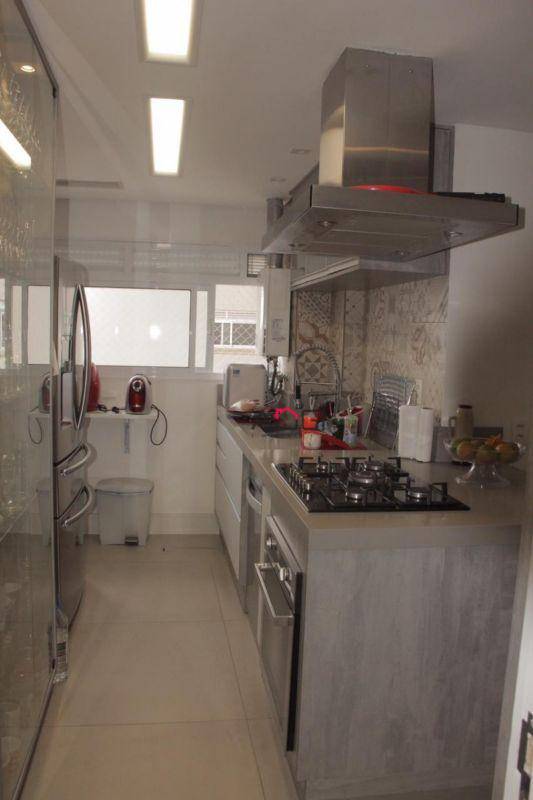 Apartamento à venda com 3 quartos, 110m² - Foto 23