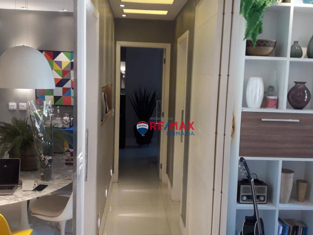 Apartamento à venda com 3 quartos, 97m² - Foto 11