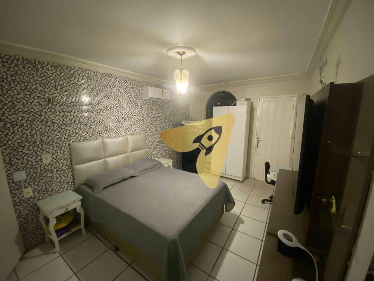 Casa de Condomínio à venda com 4 quartos, 300m² - Foto 23