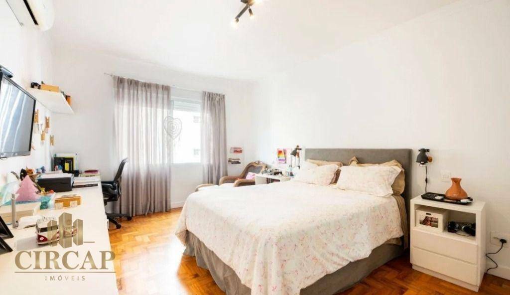 Apartamento à venda com 3 quartos, 270m² - Foto 9