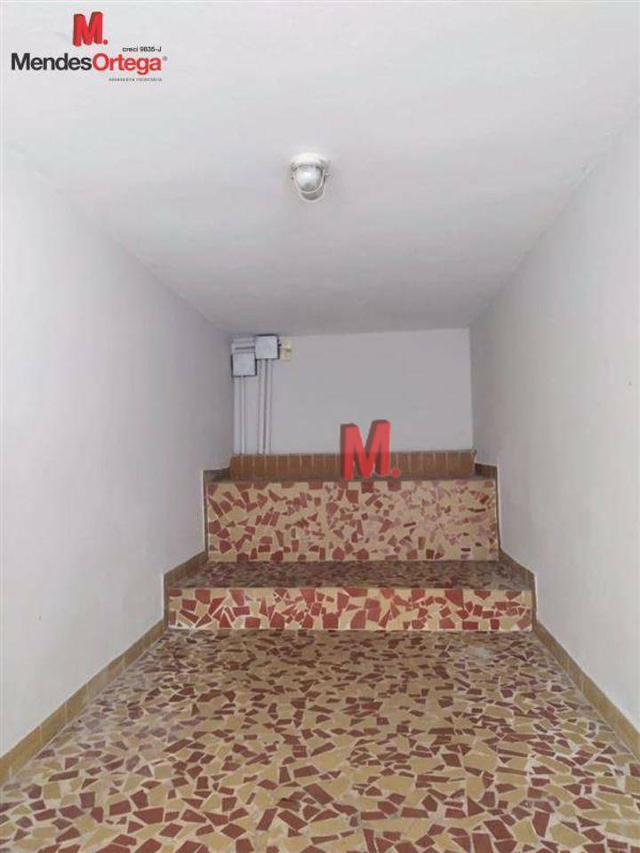 Casa para alugar com 1 quarto, 280m² - Foto 21