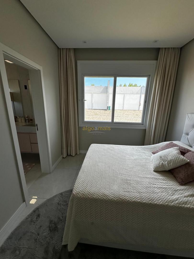 Casa de Condomínio à venda com 4 quartos, 243m² - Foto 9