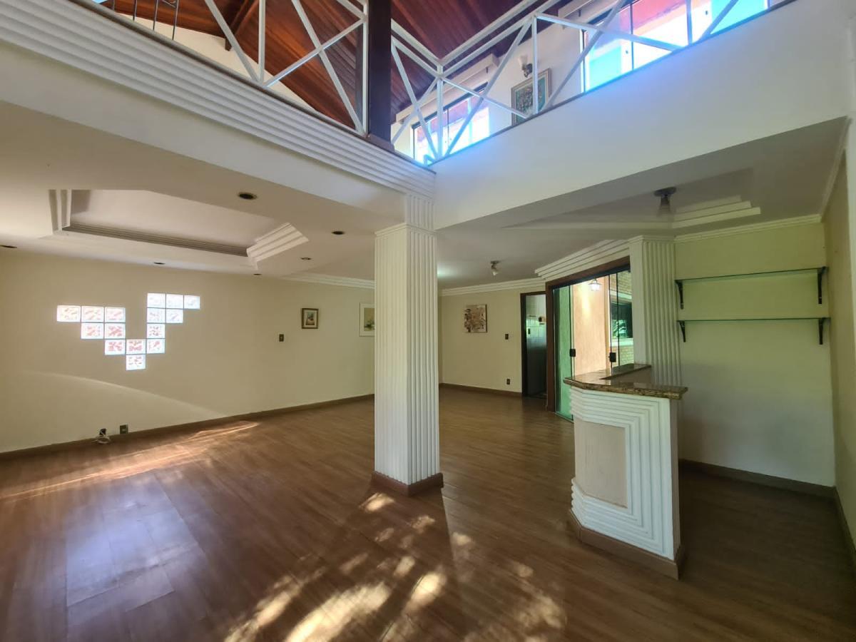 Casa de Condomínio à venda com 4 quartos, 350m² - Foto 12