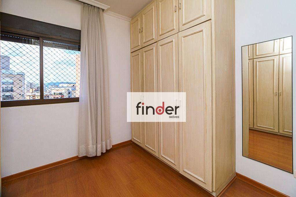 Apartamento à venda com 3 quartos, 140m² - Foto 28