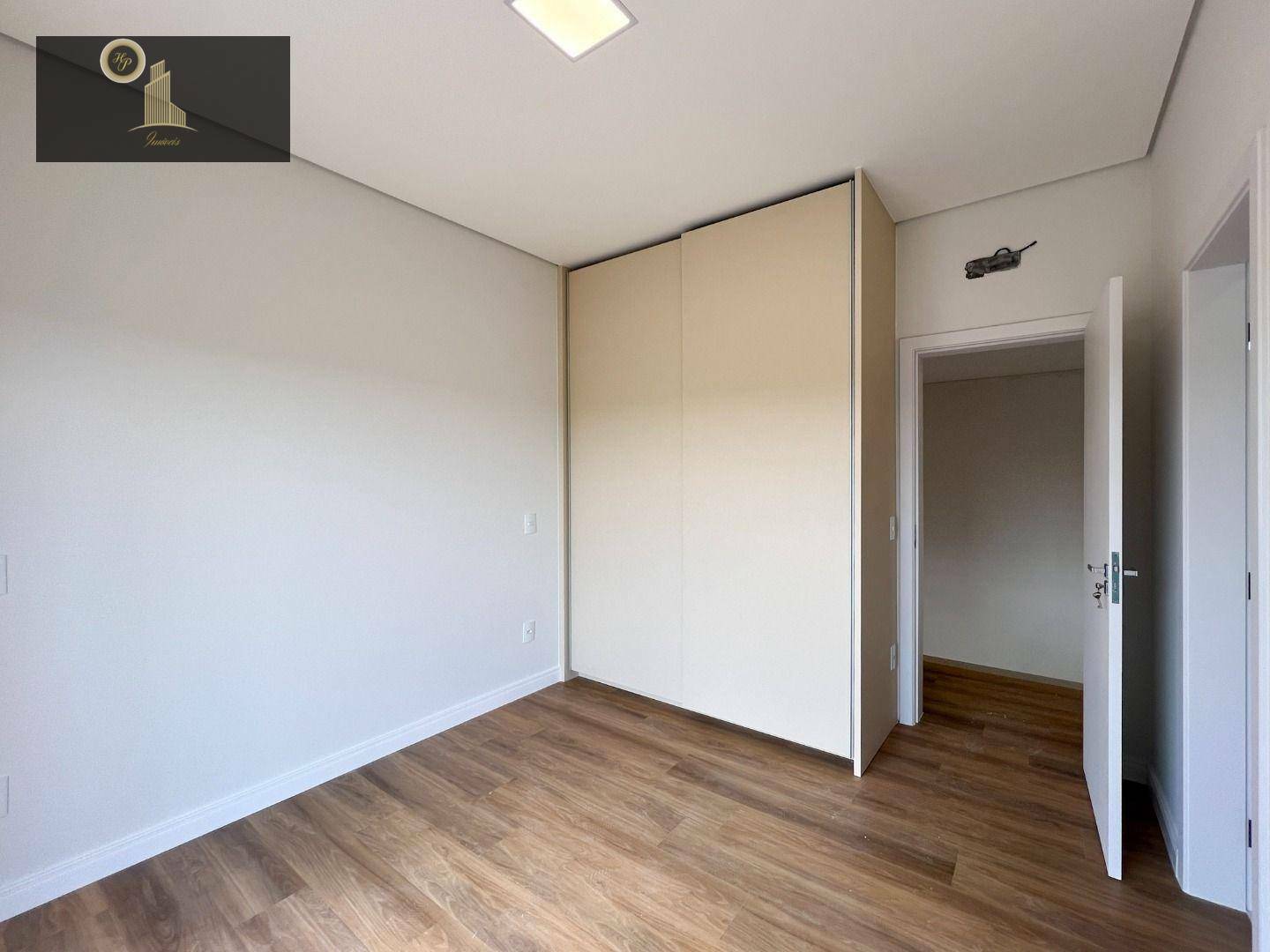 Casa de Condomínio à venda com 3 quartos, 215m² - Foto 18