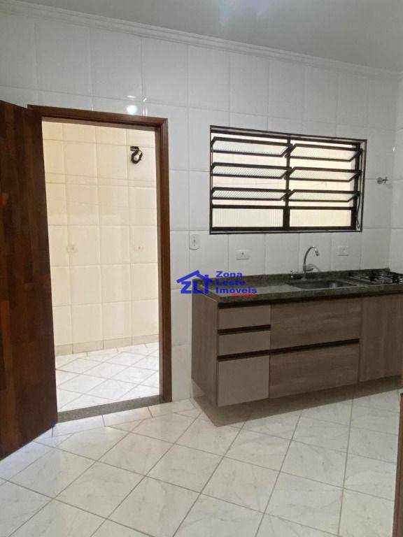 Sobrado para alugar com 2 quartos, 99m² - Foto 18