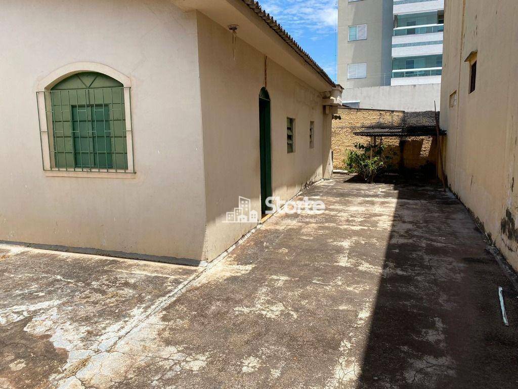 Terreno à venda, 360M2 - Foto 1