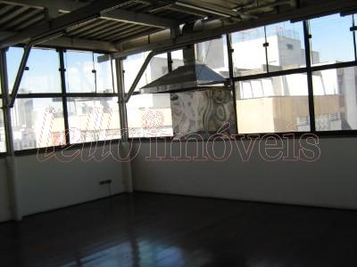 Apartamento para alugar com 2 quartos, 62m² - Foto 13