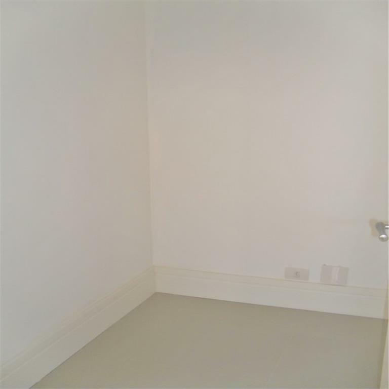 Apartamento à venda com 3 quartos, 210m² - Foto 31