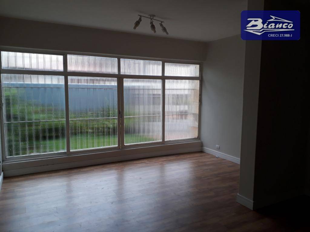 Casa à venda com 3 quartos, 160m² - Foto 1