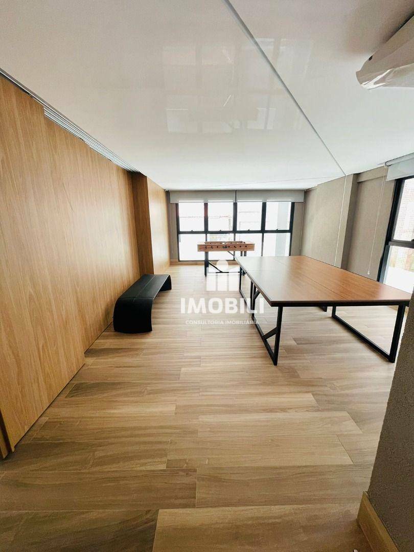 Apartamento à venda com 3 quartos, 221m² - Foto 22