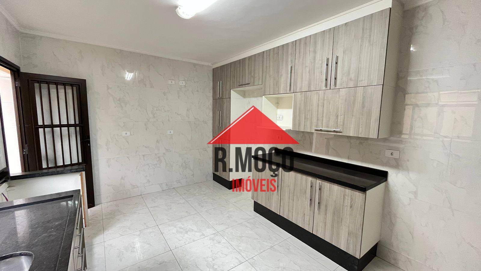 Sobrado à venda com 3 quartos, 226m² - Foto 15