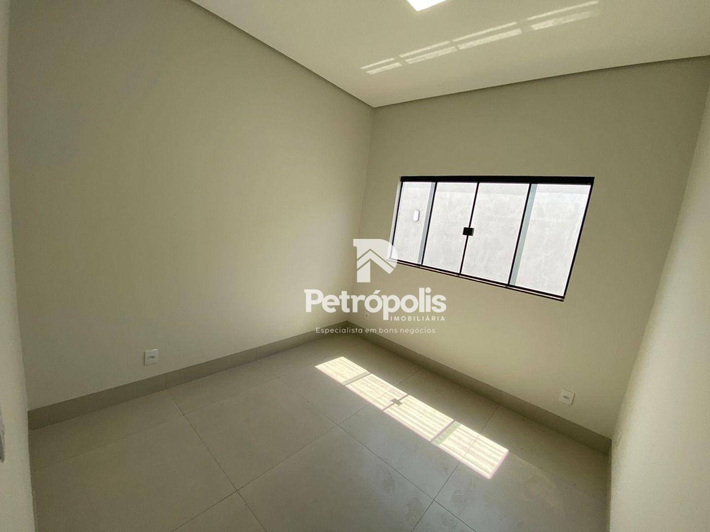 Casa à venda com 3 quartos, 98m² - Foto 16