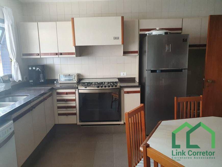 Apartamento à venda com 3 quartos, 200m² - Foto 7