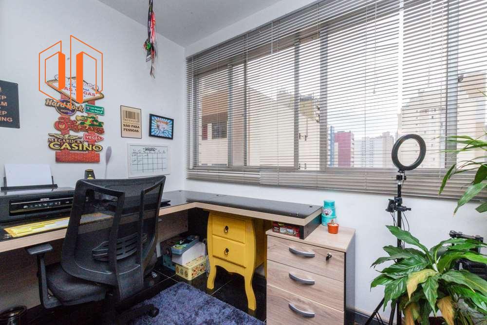 Apartamento à venda com 3 quartos, 151m² - Foto 12