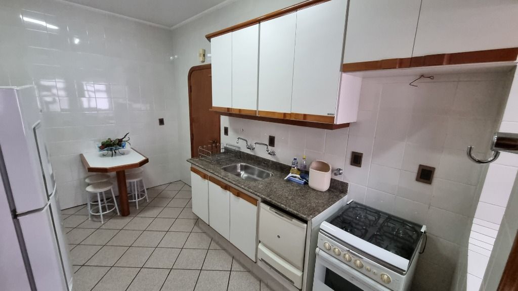 Apartamento à venda com 3 quartos, 130m² - Foto 24