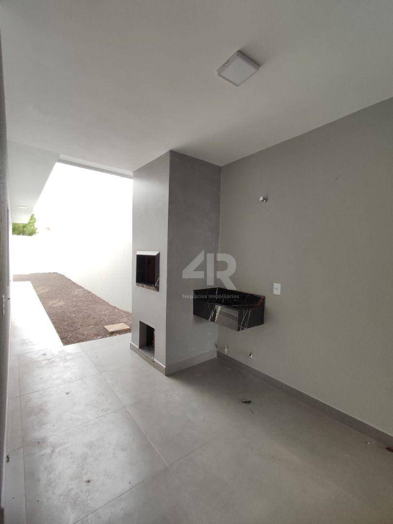 Casa à venda com 3 quartos, 103m² - Foto 11