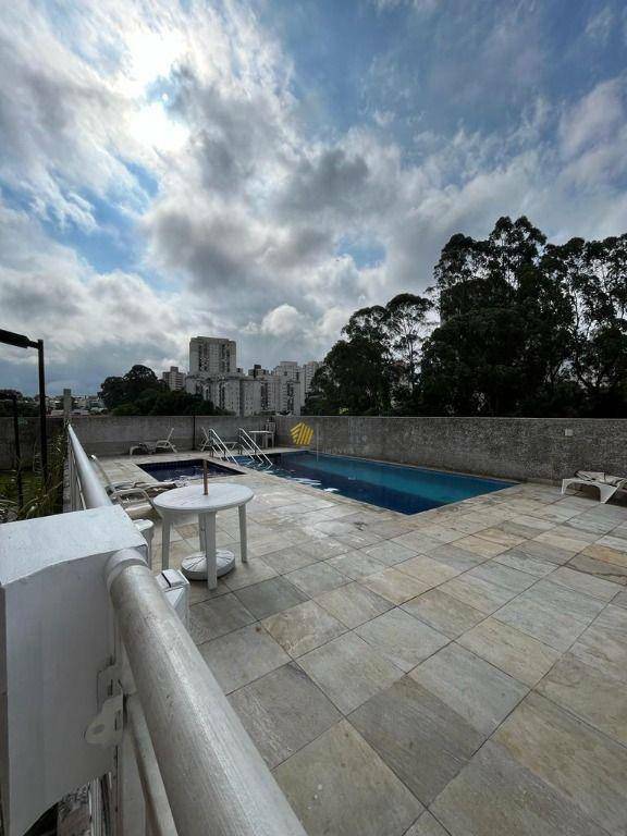 Apartamento para alugar com 2 quartos, 51m² - Foto 15