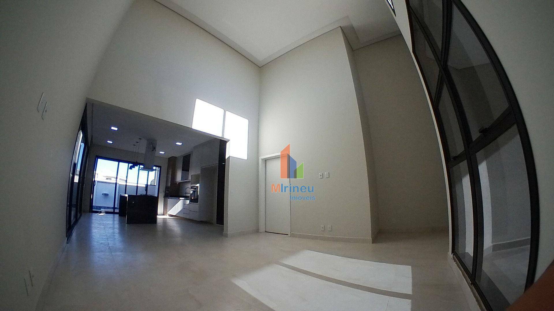 Casa de Condomínio à venda com 3 quartos, 184m² - Foto 2