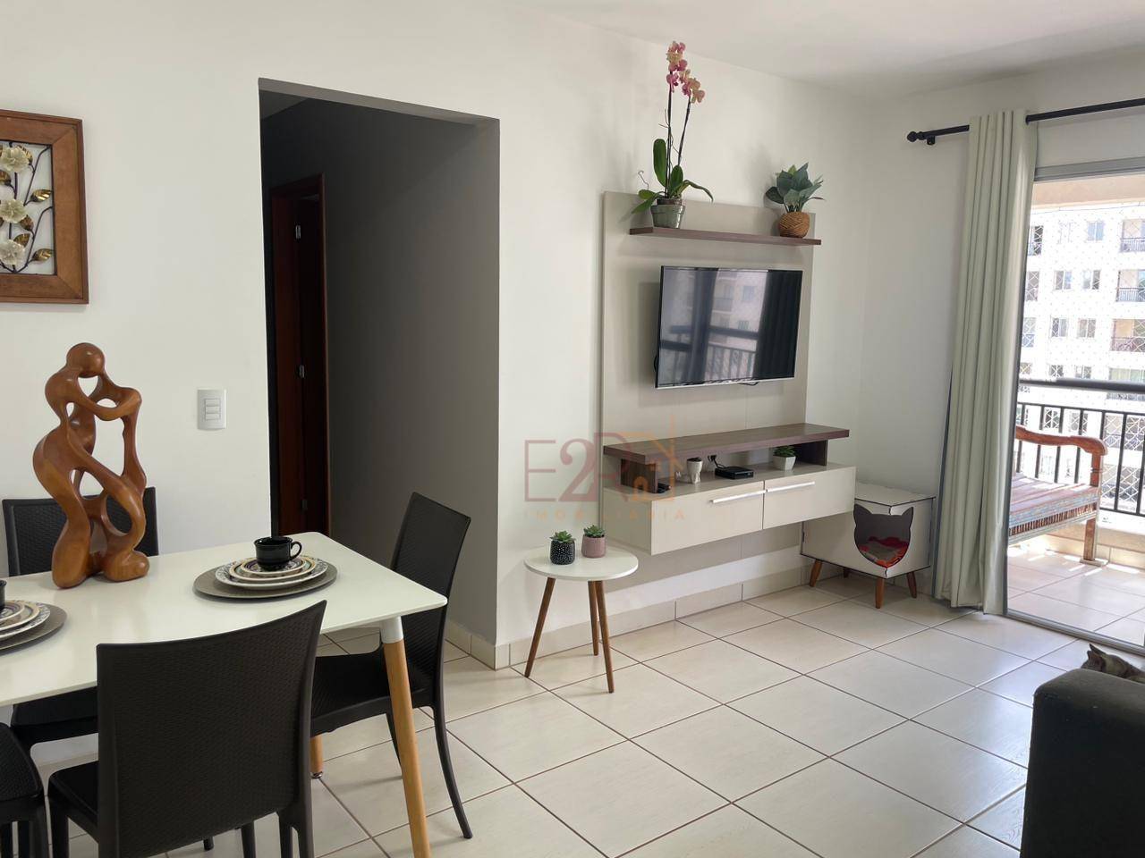 Apartamento à venda com 3 quartos, 77m² - Foto 1