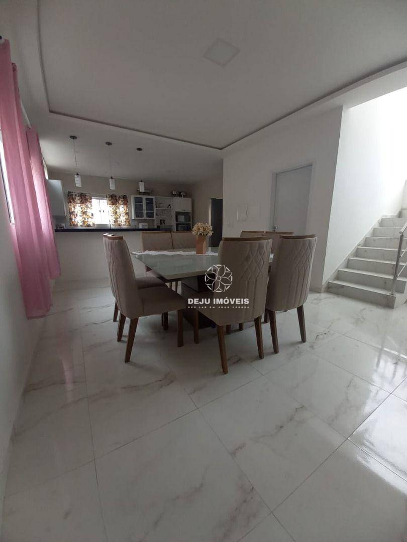 Casa à venda com 4 quartos, 180m² - Foto 14