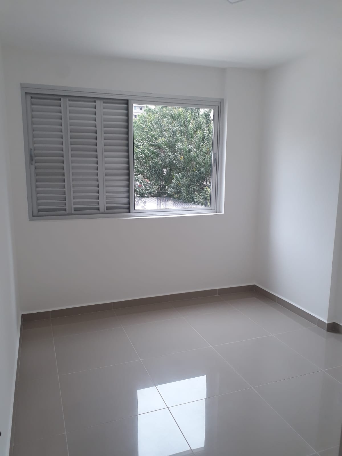 Apartamento à venda com 3 quartos, 103m² - Foto 4