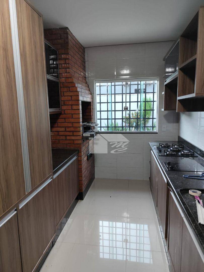 Casa à venda com 3 quartos, 300m² - Foto 26