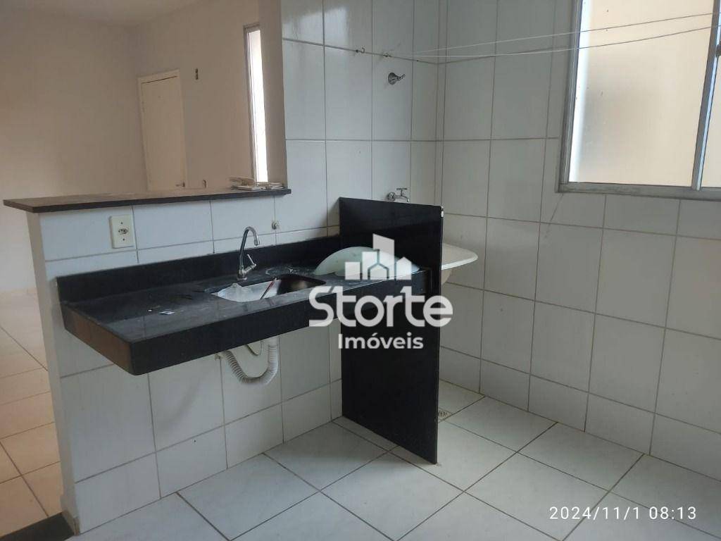 Apartamento à venda com 2 quartos, 45m² - Foto 4